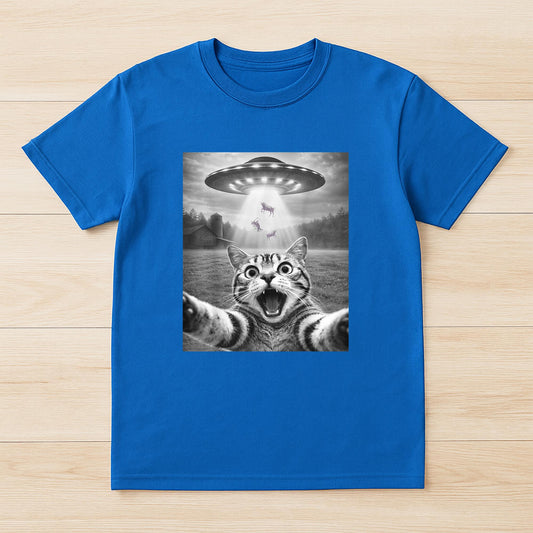 Alien Cat Selfie UFO Gifts Men n Boys Graphic Funny Cat T-Shirt